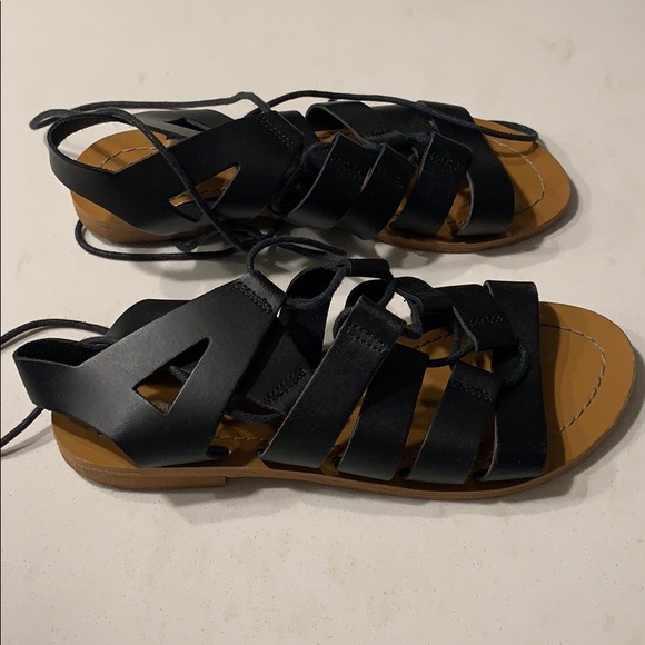 Black lace up sandals - Picture 3 of 5